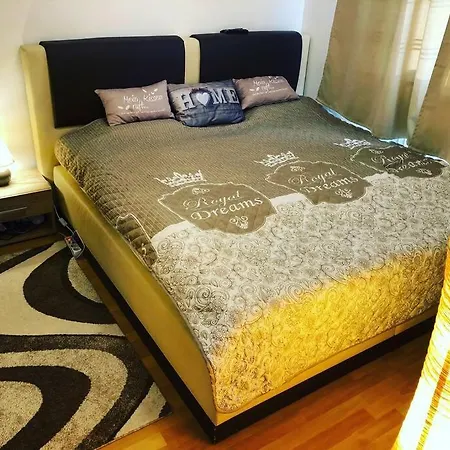 Home Apartment 公寓 梅尔斯堡